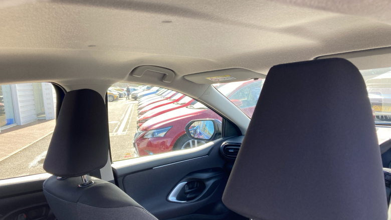 Toyota Yaris 1.5 Hybrid Icon 5dr CVT Hybrid Hatchback